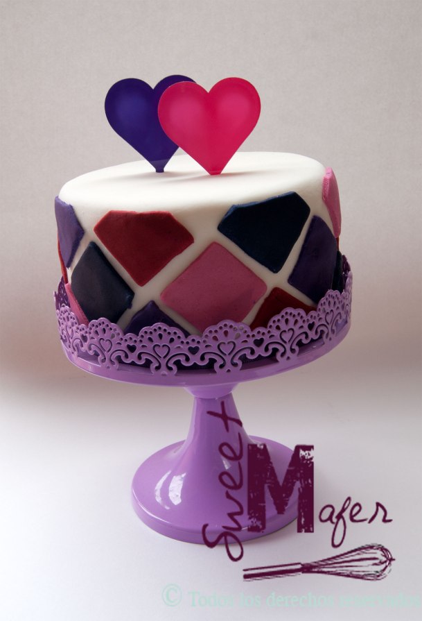 torta-con-rombos-y-corazones