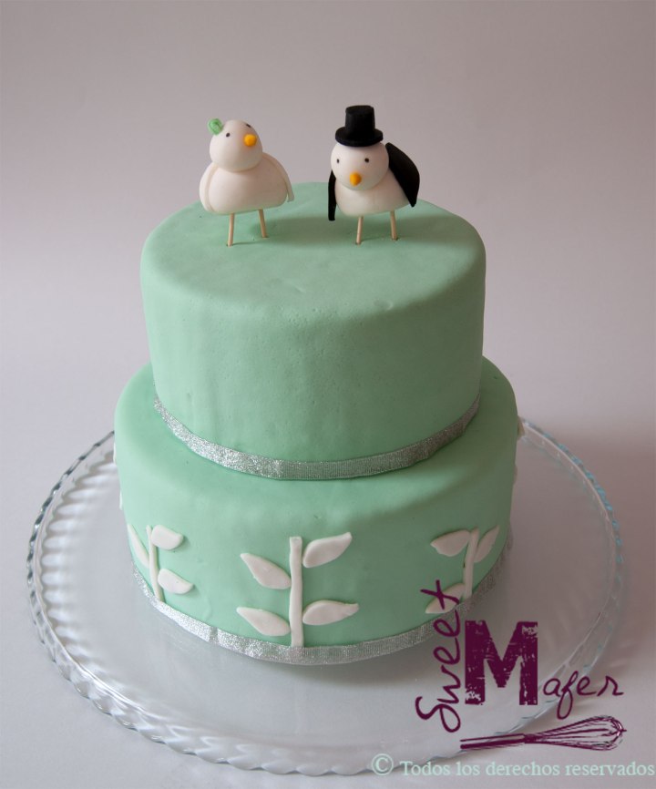 torta-ramitas-en-menta-y-blanco