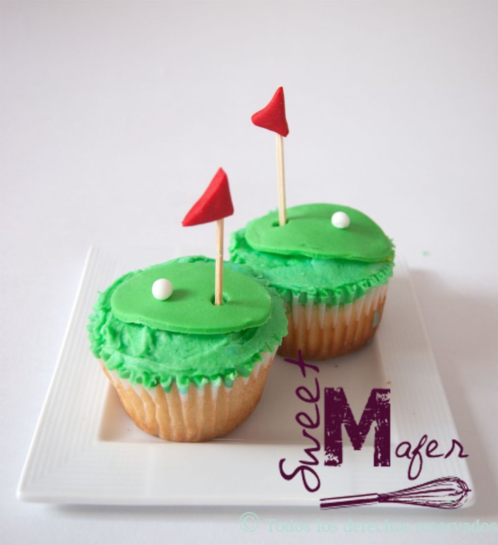 green-golf-cupcakes