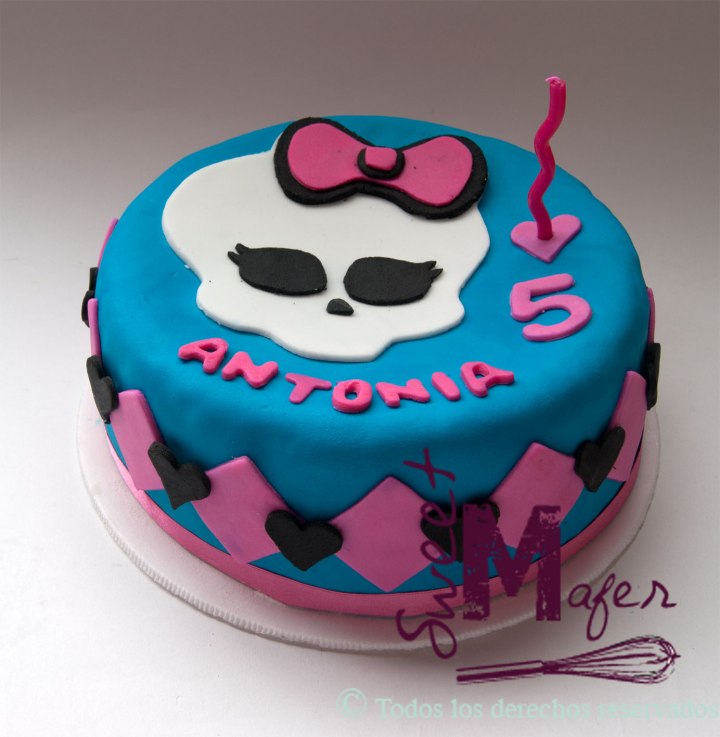 torta-monster-high