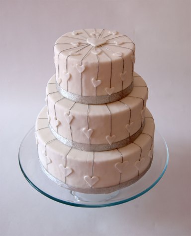 torta-corazones-suspendidos