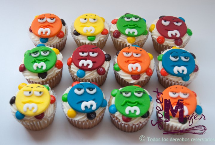 cupcakes-m&ms