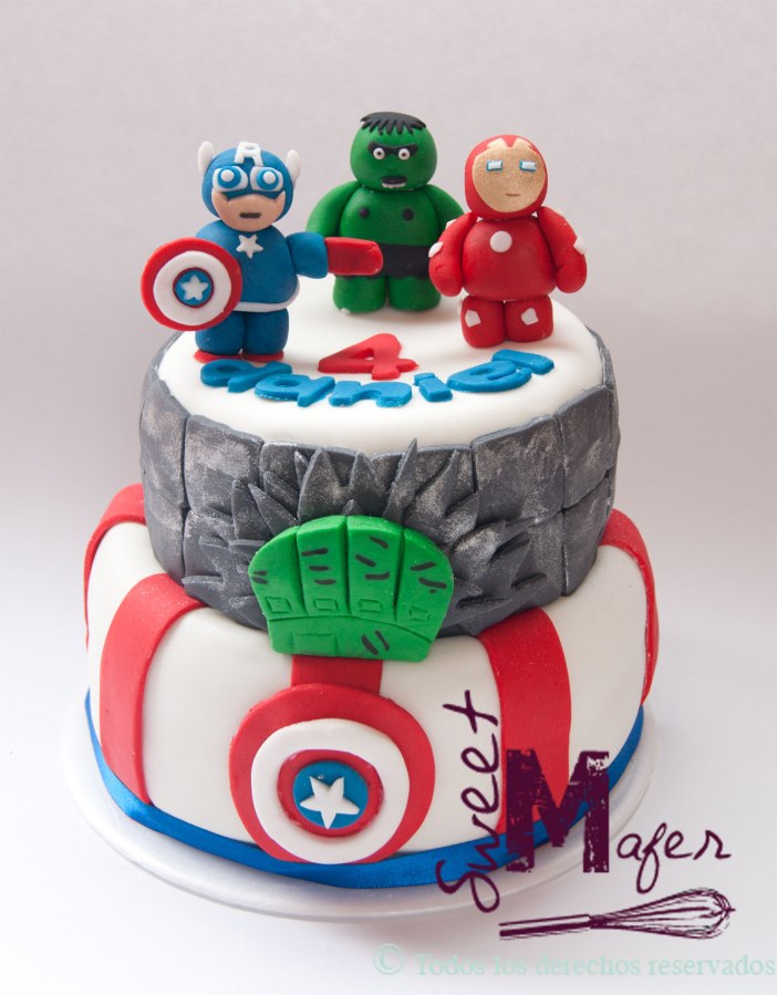 torta-advenders-munecos