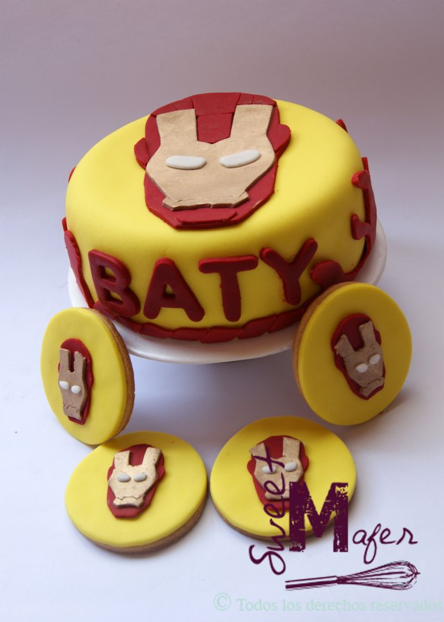 iron-man-cake-and-cookies