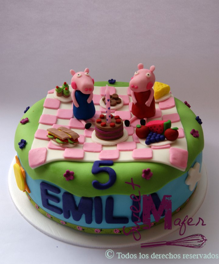 peppa-picnic-cake