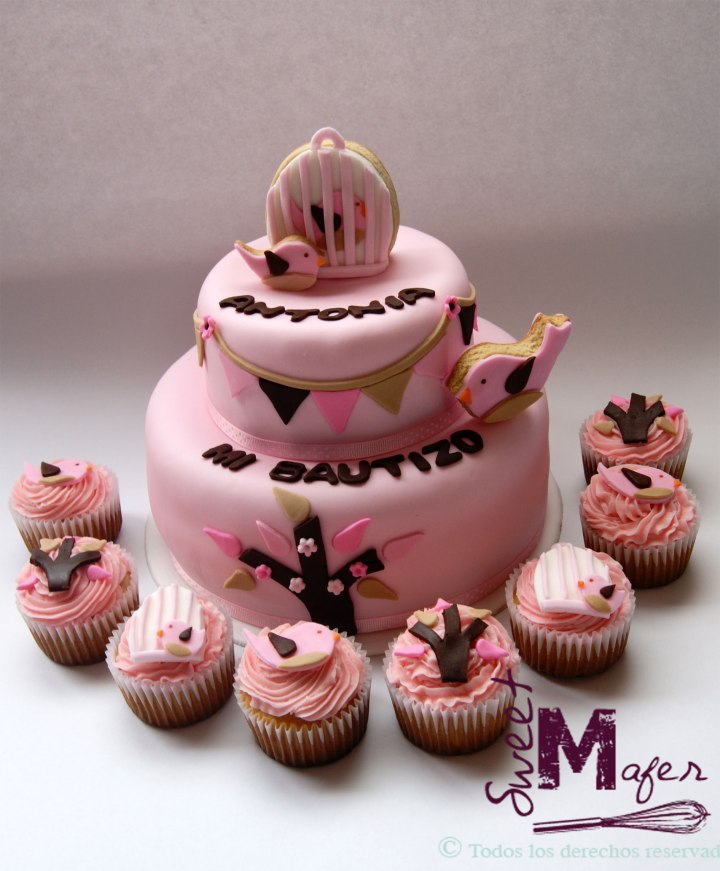 torta-y-cups-pajaro-y-jaula