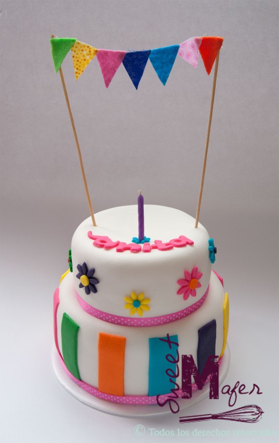 torta-cumple--rayas-y-flores