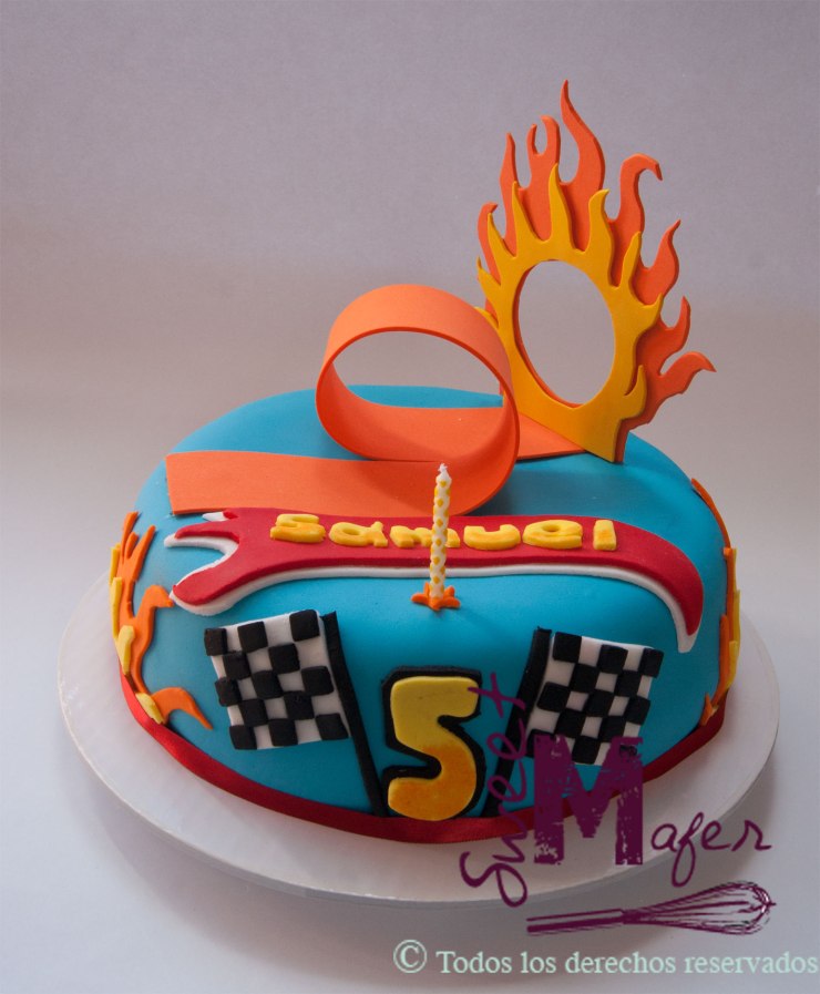 hot-wheels-cake