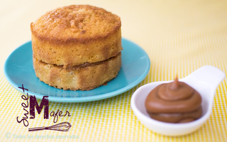 Torta de vainilla y arequipe de Sweet Mafer