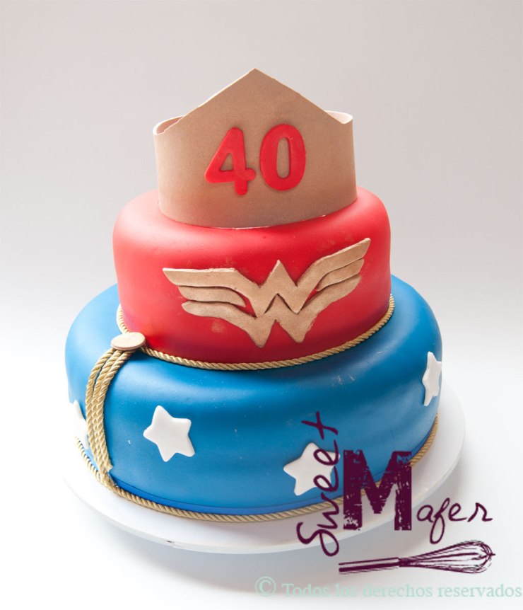 Torta mujer maravilla