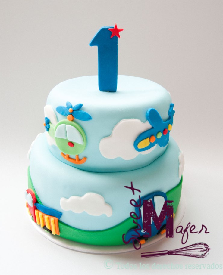 Torta de carros y aviones de Sweet Mafer